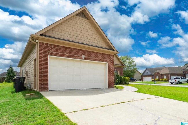 Building Photo - 800 Waterford Cir