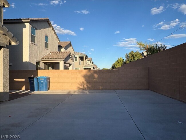 Building Photo - 6583 Dove Pt Pl