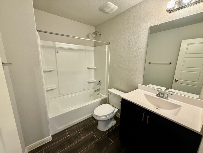 Building Photo - 119 Joseph Cir