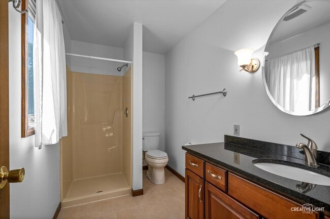 Building Photo - 13831 S Mallard Dr