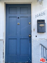 Building Photo - 10426 Woodbine St