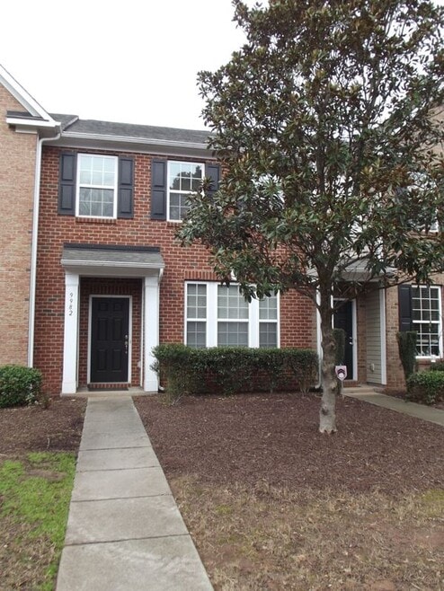 Building Photo - 9982 Evergreen Terrace Drive