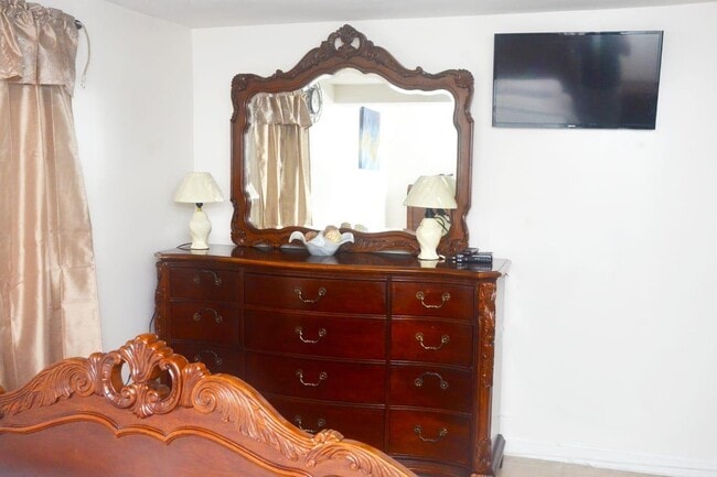 Building Photo - 105 Arundel Corporation Rd