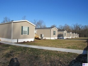 Building Photo - 65 Rail Fence Loop