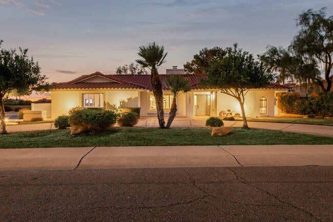 Building Photo - 12402 N 74th Pl
