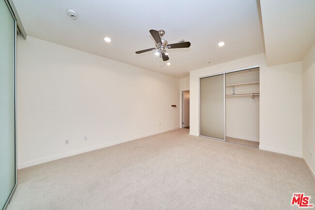 Building Photo - 1234 Wilshire Blvd