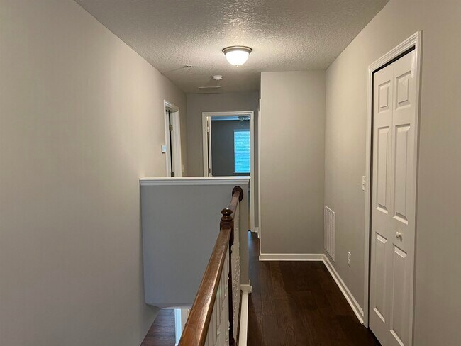 Building Photo - 68 Adelanto Ave