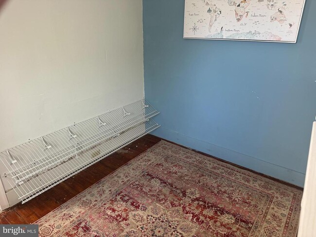 Building Photo - 204 Rosemary Ave