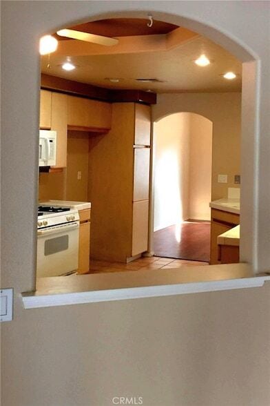 Building Photo - 356 Carrione Ct