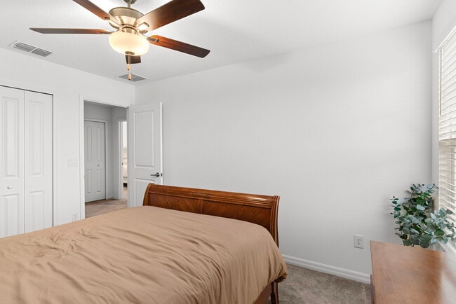 Building Photo - 1742 Red Loop