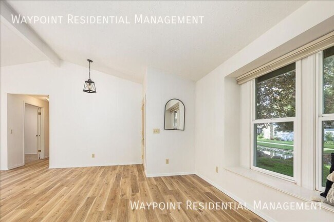 Building Photo - 3108 Woodbrook Pl