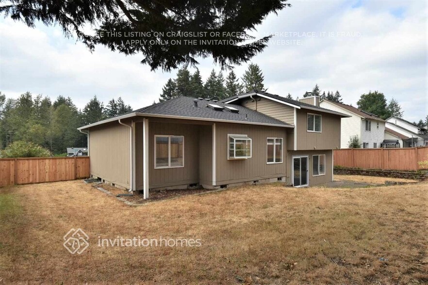 Building Photo - 3700 Arbor Dr SE