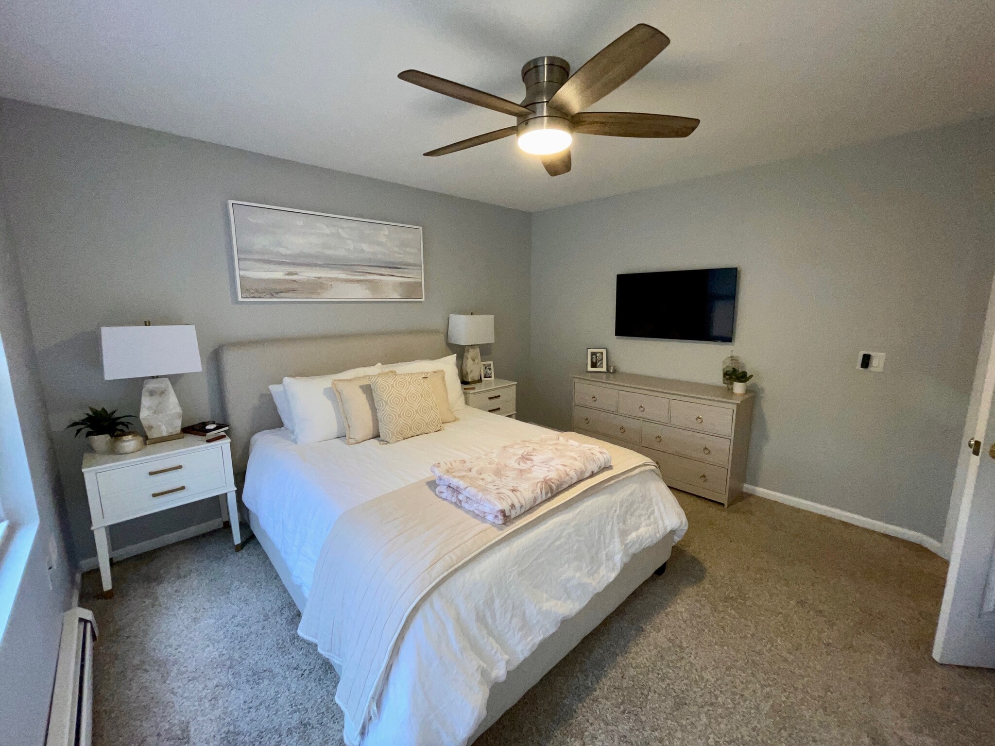 Building Photo - 118 Oslo St