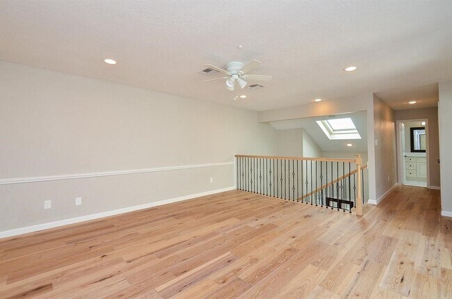 Building Photo - 15735 Tanya Cir