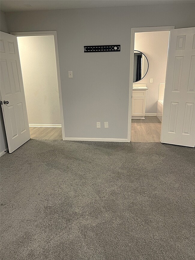 Building Photo - 20918 Roxette Ct