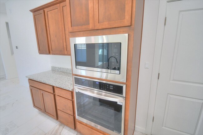 Building Photo - NEW CONSTRUCTION IN THE FAR NE Heights!