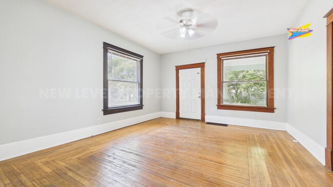Building Photo - 334 N Holyoke Pl
