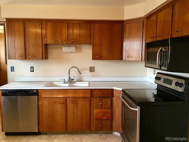 Building Photo - 485 Elmira St