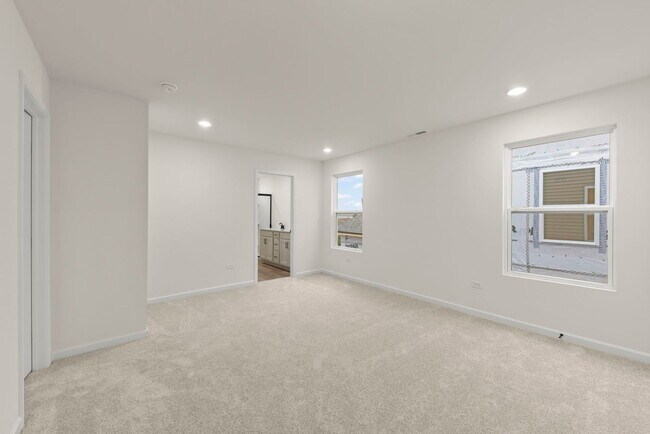 Building Photo - 2727 Lawlor Ln