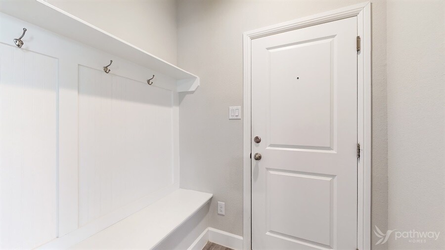 Building Photo - 3556 Walnut Rdg Dr