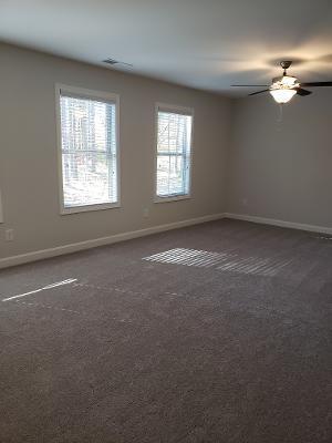 Building Photo - 1044 Broadview Dr