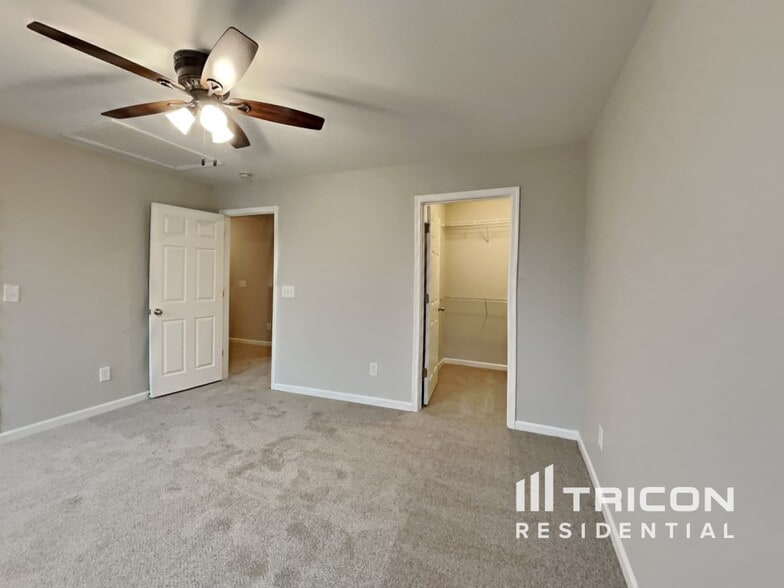 Building Photo - 2513 Hester Ct
