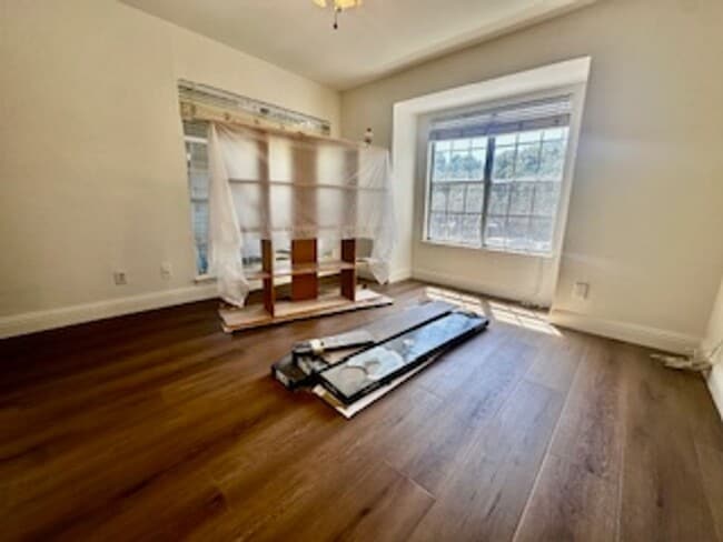 Building Photo - 3609 W Northgate Dr