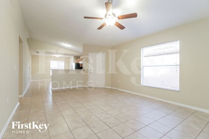 Building Photo - 7439 Little Pond Ct