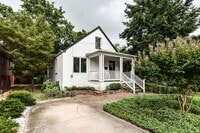 Building Photo - 419 S Barton St