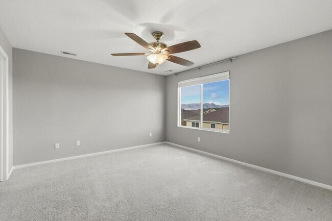 Building Photo - 5649 Saint Patrick View