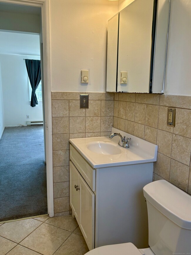 Building Photo - 39 Briarwood Ln