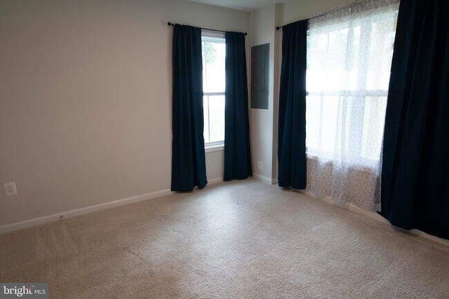 Building Photo - 4100 Bolton Ct