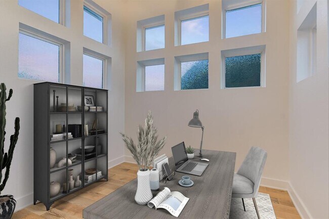 Building Photo - 3009 Lawrence Dr