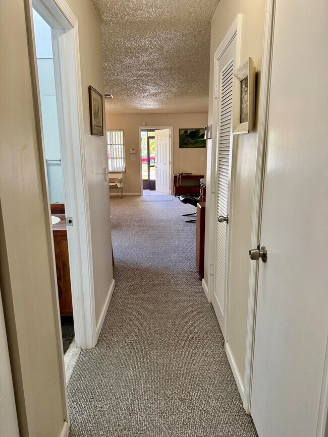 Building Photo - 14464 Campanelli Dr