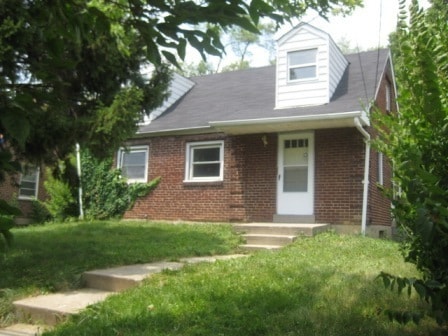 Primary Photo - Convenient location