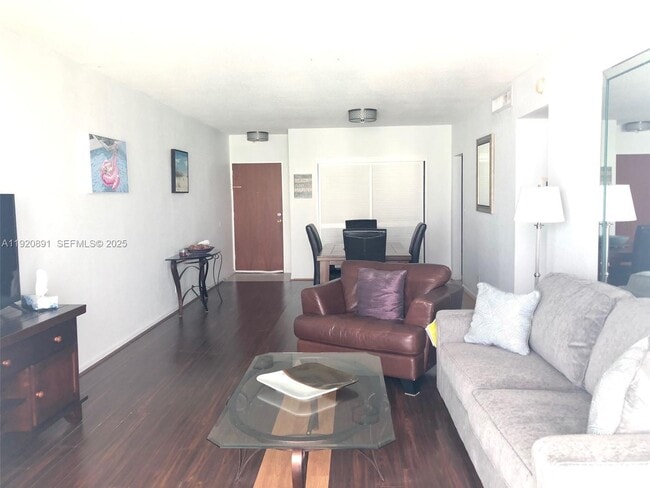 Building Photo - 3901 S Ocean Dr