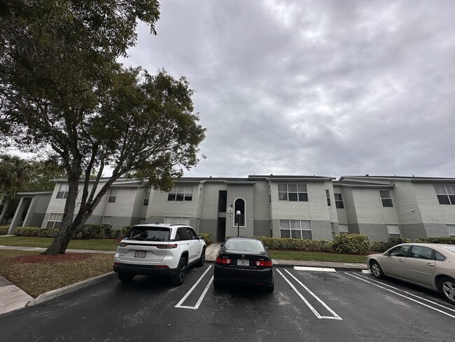 Building Photo - 1401 Village Blvd