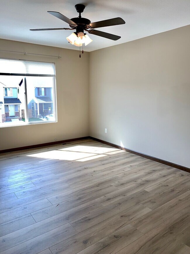 Building Photo - 8748 E Harry Ct