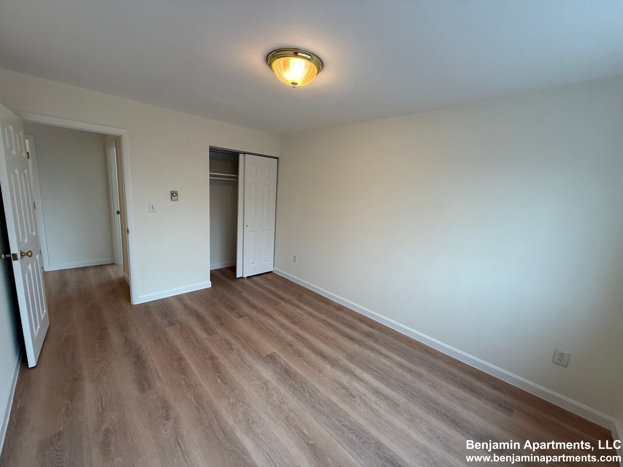 Building Photo - 18 Embassy Rd