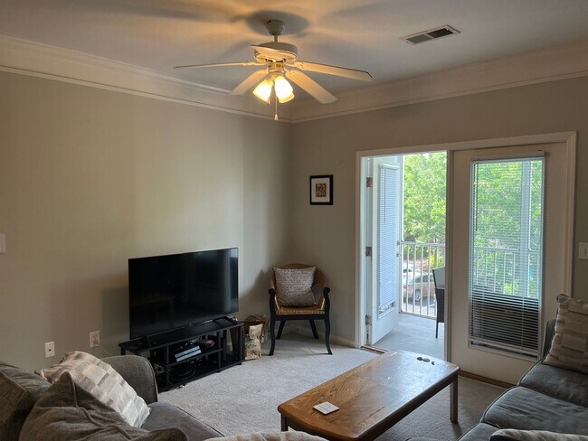 Building Photo - 2 Bedroom 2 Bath Furnished Condo at The Regatta - James Island