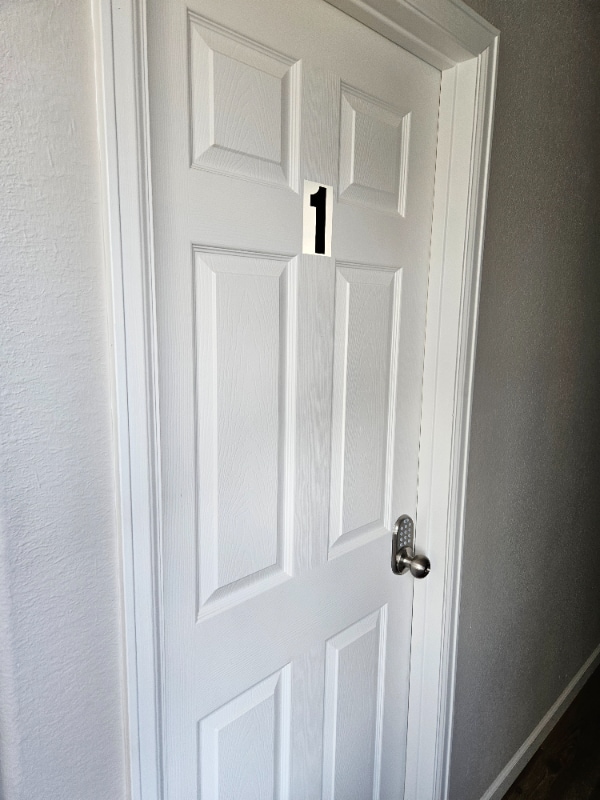 Building Photo - 817 E B St