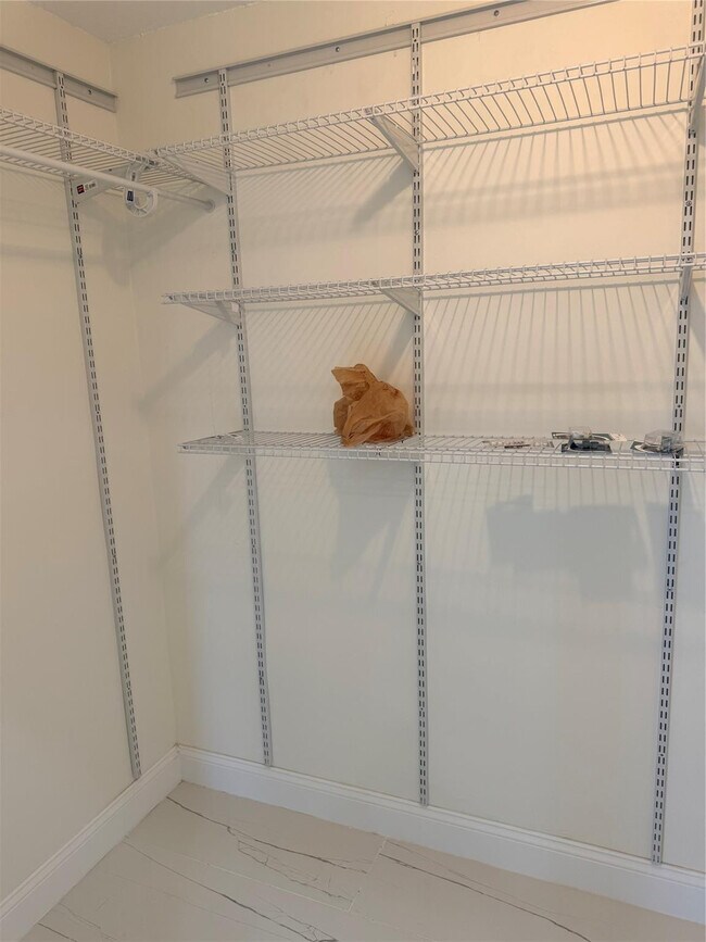 Building Photo - 3380 NW 78th Ave