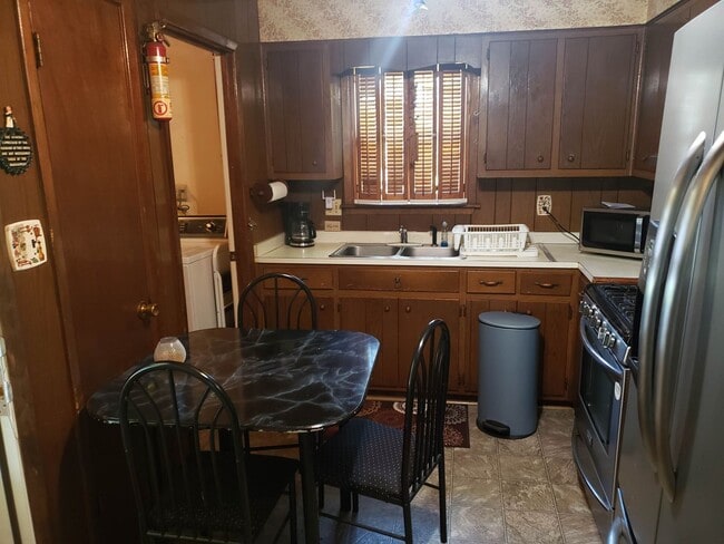 Building Photo - 3431 Winesap Way