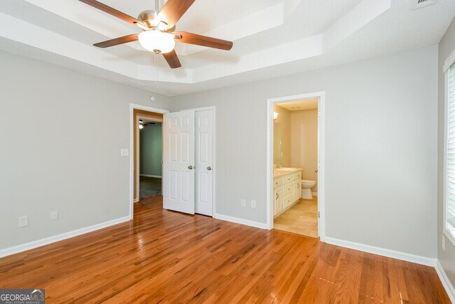 Building Photo - 313 Split Rail Way