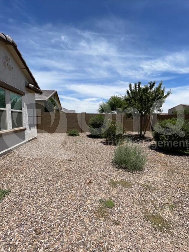 Building Photo - 473 W Mammoth Cave Dr