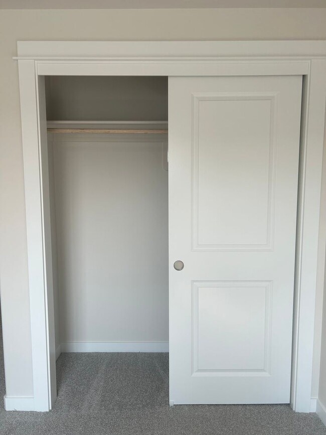 Building Photo - Brand New Home 3 Bedroom Home In Star!