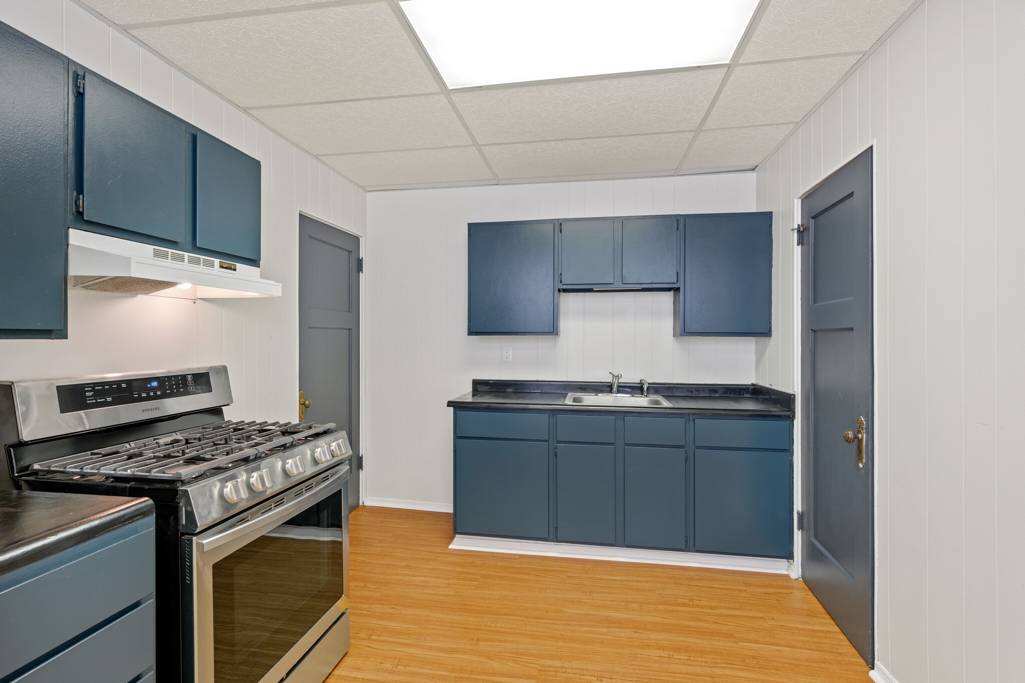 Building Photo - 218 Jackson Ave