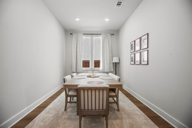 Building Photo - 5010 Vly Wind Ct