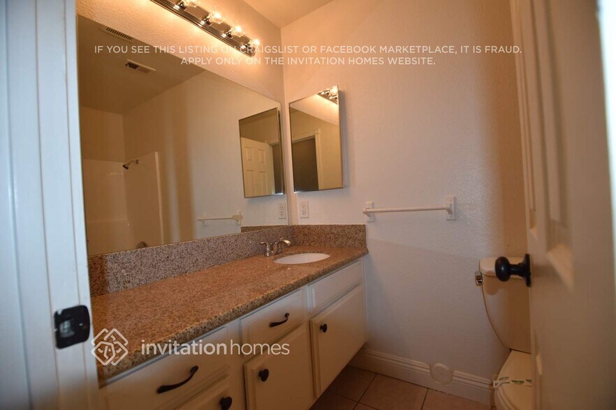 Building Photo - 16525 Malaga Ct