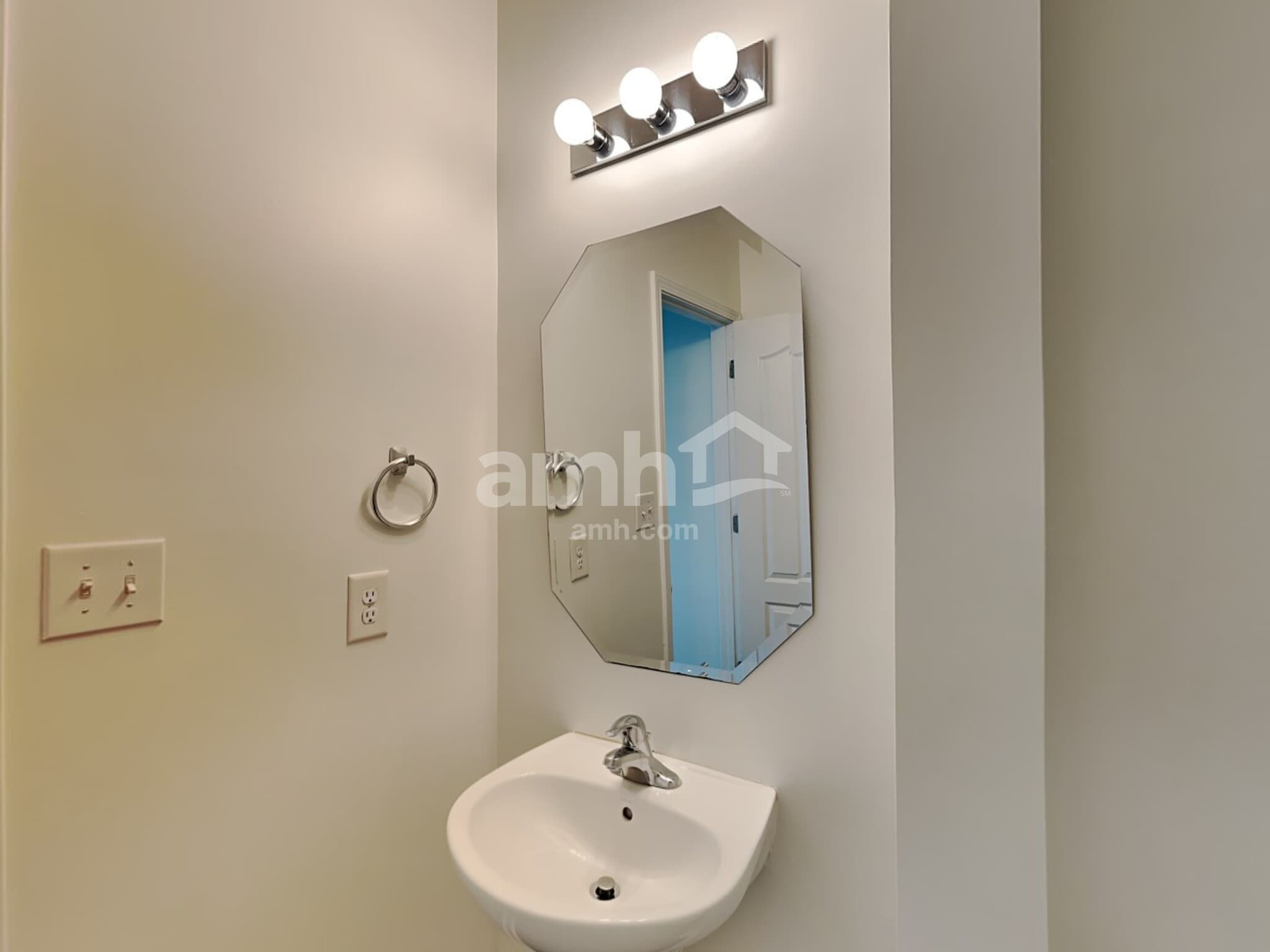 Building Photo - 12326 Scott Creek Dr